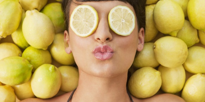 o-WOMAN-BETWEEN-LEMONS-facebook