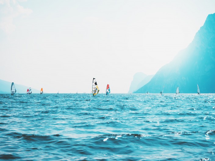 daniel-frank-9XqKHu8-U9s-unsplash