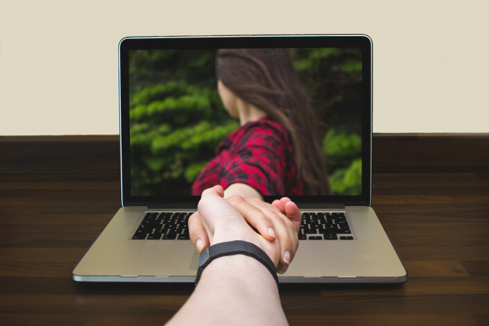 long-distance relationship
